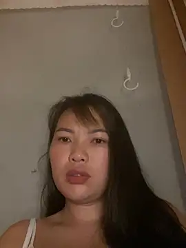 Snapshot of MUNMUN2K5 chatting on 05-18-26, 07:18 MUNMUN2K5 online show from 05-18-26, 07:18