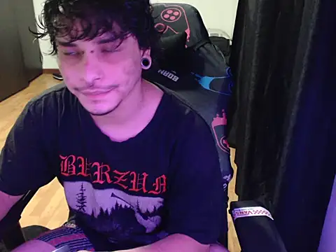 Snapshot of lilgothboy chatting on 05-22-26, 10:41 lilgothboy online show from 05-22-26, 10:41
