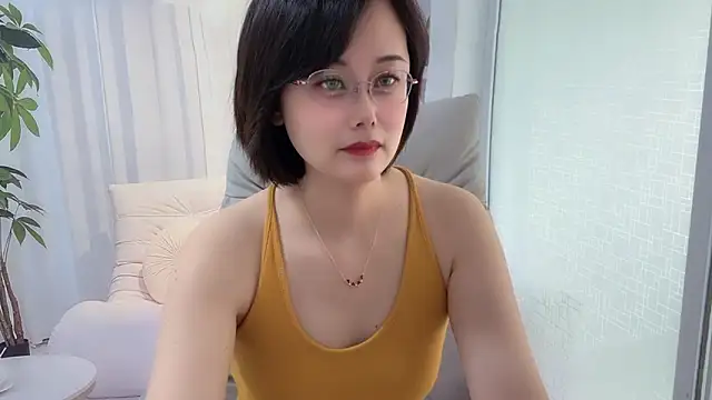 Snapshot of Naomi_Z chatting on 06-04-26, 01:21 Naomi Z online show from 06-04-26, 01:21