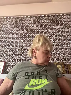 Snapshot of AnastasiaGrey777 chatting on 05-27-26, 08:00 AnastasiaGrey777 online show from 05-27-26, 08:00
