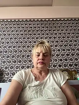 Snapshot of AnastasiaGrey777 chatting on 06-27-26, 05:02 AnastasiaGrey777 online show from 06-27-26, 05:02