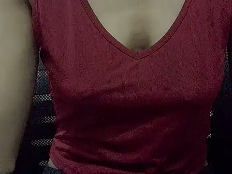 Snapshot of Sexyrossy7 chatting on 05-18-26, 04:34 Sexyrossy7 online show from 05-18-26, 04:34