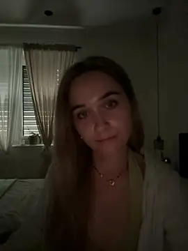 LillyStarr online show from 06-25-26, 02:44