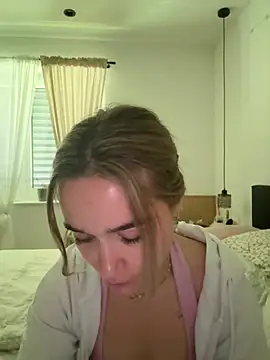 LillyStarr online show from 06-23-26, 09:51