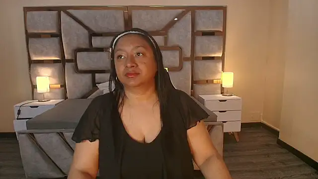 Snapshot of Rachell_Carter chatting on 05-26-26, 03:48 Rachell Carter online show from 05-26-26, 03:48