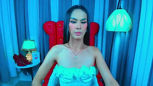 Snapshot of Estella_Hilton chatting on 06-01-26, 08:14 Estella Hilton online show from 06-01-26, 08:14