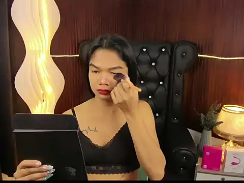 Naya Hilton online show from 05-18-26, 06:56