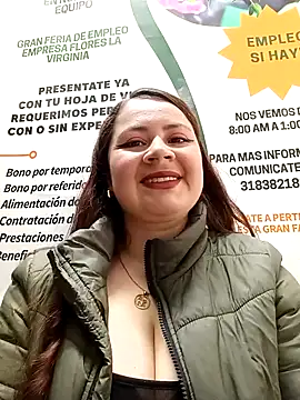 Snapshot of VANESSA__28 chatting on 06-12-26, 04:27 VANESSA 28 online show from 06-12-26, 04:27