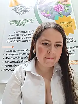 Snapshot of VANESSA__28 chatting on 06-16-26, 04:18 VANESSA 28 online show from 06-16-26, 04:18