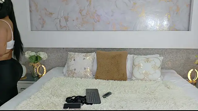 SelenaBella  online show from 08-04-26, 02:54