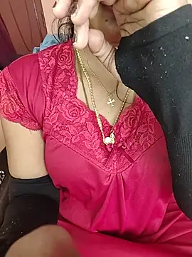 Snapshot of Tamil__Thara003 chatting on 07-16-26, 11:29 Tamil Thara003 online show from 07-16-26, 11:29