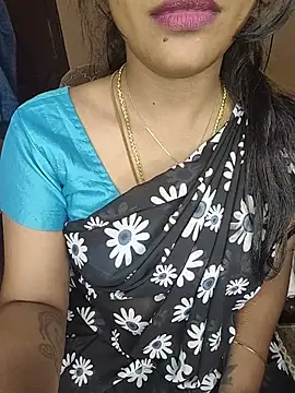 Snapshot of Tamil__Thara003 chatting on 07-03-26, 06:25 Tamil Thara003 online show from 07-03-26, 06:25