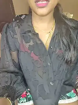 Snapshot of Tamil__Thara003 chatting on 07-27-26, 11:39 Tamil Thara003 online show from 07-27-26, 11:39