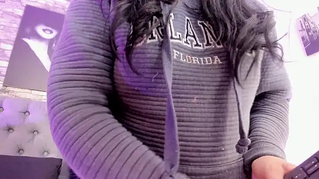 CloeMature online show from 06-06-26, 03:23