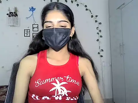 Snapshot of SASSY__BABY_ chatting on 05-28-26, 06:14 SASSY BABY online show from 05-28-26, 06:14