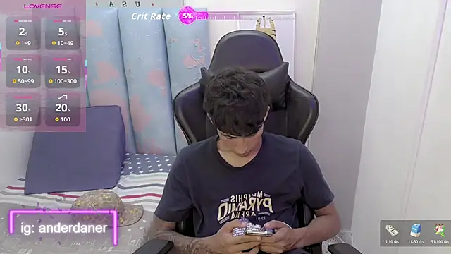 Snapshot of liam_play chatting on 06-21-26, 03:56 liam play online show from 06-21-26, 03:56