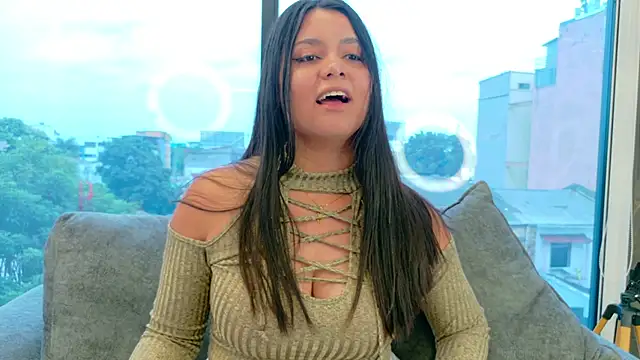 Snapshot of Eva-Apple chatting on 05-17-26, 08:42 Eva-Apple online show from 05-17-26, 08:42