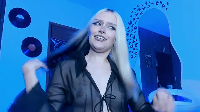 Snapshot of scorpiogoddess chatting on 05-29-26, 01:22 scorpiogoddess online show from 05-29-26, 01:22