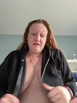 Snapshot of Kellilyn10 chatting on 05-07-26, 09:51 Kellilyn10 online show from 05-07-26, 09:51