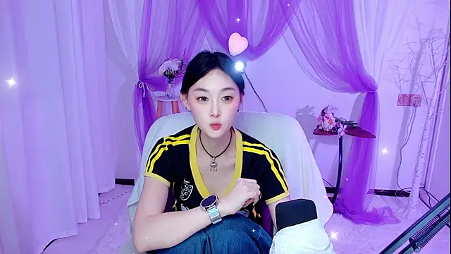 Snapshot of Tili_Lucky chatting on 07-24-26, 01:07 Tili Lucky online show from 07-24-26, 01:07