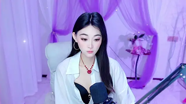 Tili Lucky online show from 05-17-26, 12:32
