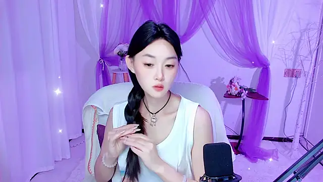 Snapshot of Tili_Lucky chatting on 07-22-26, 12:51 Tili Lucky online show from 07-22-26, 12:51