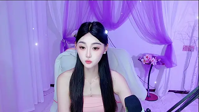 Snapshot of Tili_Lucky chatting on 07-11-26, 01:28 Tili Lucky online show from 07-11-26, 01:28