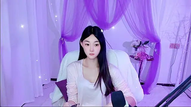 Snapshot of Tili_Lucky chatting on 07-10-26, 01:05 Tili Lucky online show from 07-10-26, 01:05