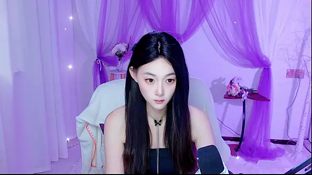 Snapshot of Tili_Lucky chatting on 07-16-26, 01:02 Tili Lucky online show from 07-16-26, 01:02