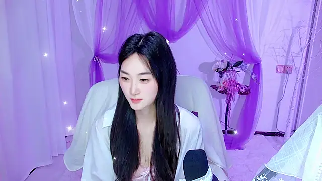 Snapshot of Tili_Lucky chatting on 06-30-26, 01:38 Tili Lucky online show from 06-30-26, 01:38