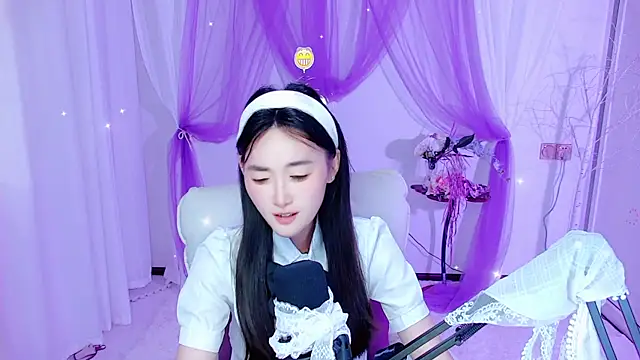 Tili Lucky online show from 06-11-26, 02:53