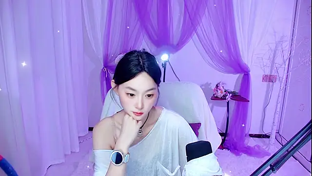 Snapshot of Tili_Lucky chatting on 07-30-26, 01:16 Tili Lucky online show from 07-30-26, 01:16