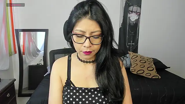 Snapshot of GoddessValentinaX chatting on 07-11-26, 10:32 GoddessValentinaX online show from 07-11-26, 10:32