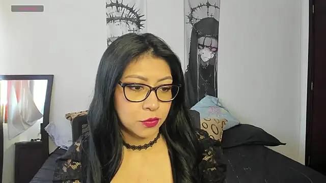 Snapshot of GoddessValentinaX chatting on 07-12-26, 08:53 GoddessValentinaX online show from 07-12-26, 08:53