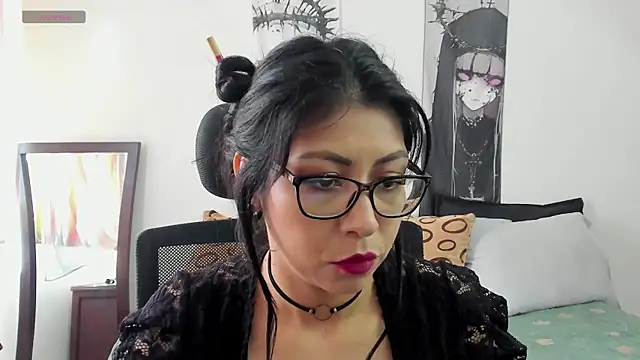 Snapshot of GoddessValentinaX chatting on 07-18-26, 08:17 GoddessValentinaX online show from 07-18-26, 08:17