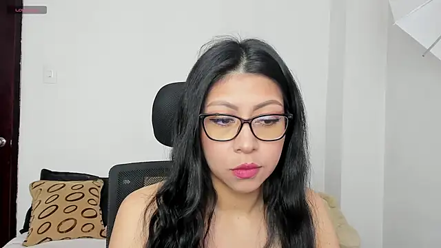 Snapshot of GoddessValentinaX chatting on 08-02-26, 07:33 GoddessValentinaX online show from 08-02-26, 07:33