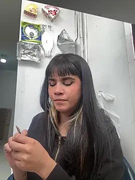 Snapshot of Bell_Mariny chatting on 07-23-26, 05:20 Bell Mariny online show from 07-23-26, 05:20