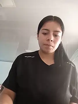 adhara-montiel online show from 05-21-26, 06:38