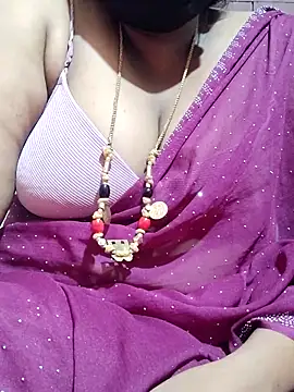 Snapshot of tamilkavitha123 chatting on 05-25-26, 04:38 tamilkavitha123 online show from 05-25-26, 04:38