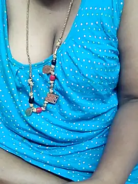 Snapshot of tamilkavitha123 chatting on 07-13-26, 02:55 tamilkavitha123 online show from 07-13-26, 02:55