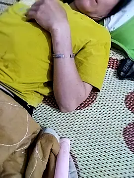 Snapshot of Min-meo chatting on 06-15-26, 09:58 Min-meo online show from 06-15-26, 09:58