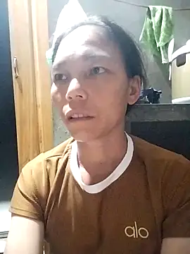 Snapshot of Min-meo chatting on 05-13-26, 09:55 Min-meo online show from 05-13-26, 09:55