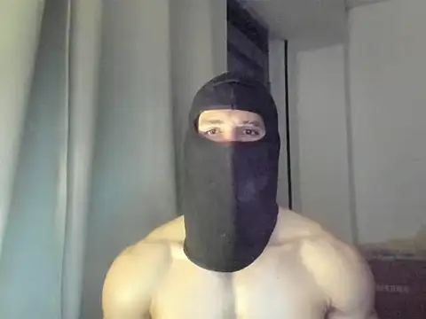 Snapshot of mysterious_muscles chatting on 07-11-26, 02:34 mysterious muscles online show from 07-11-26, 02:34