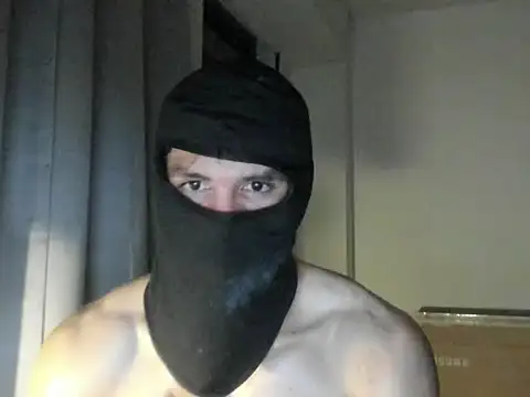 Snapshot of mysterious_muscles chatting on 07-16-26, 12:29 mysterious muscles online show from 07-16-26, 12:29