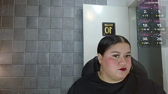 Princess Xoxo online show from 06-17-26, 07:35
