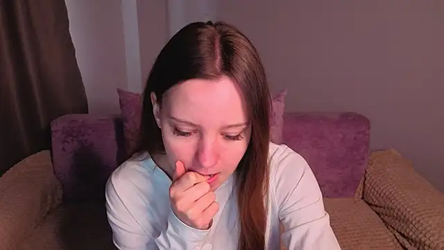 Snapshot of lolytaberry chatting on 05-17-26, 03:28 lolytaberry online show from 05-17-26, 03:28