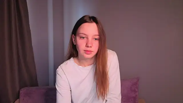 Snapshot of lolytaberry chatting on 05-08-26, 01:53 lolytaberry online show from 05-08-26, 01:53
