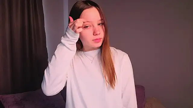 Snapshot of lolytaberry chatting on 05-16-26, 01:37 lolytaberry online show from 05-16-26, 01:37