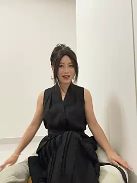 Snapshot of huihui_520 chatting on 06-24-26, 02:48 huihui 520 online show from 06-24-26, 02:48