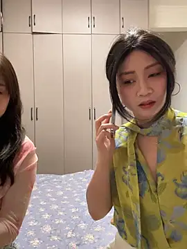 Snapshot of huihui_520 chatting on 07-19-26, 04:10 huihui 520 online show from 07-19-26, 04:10
